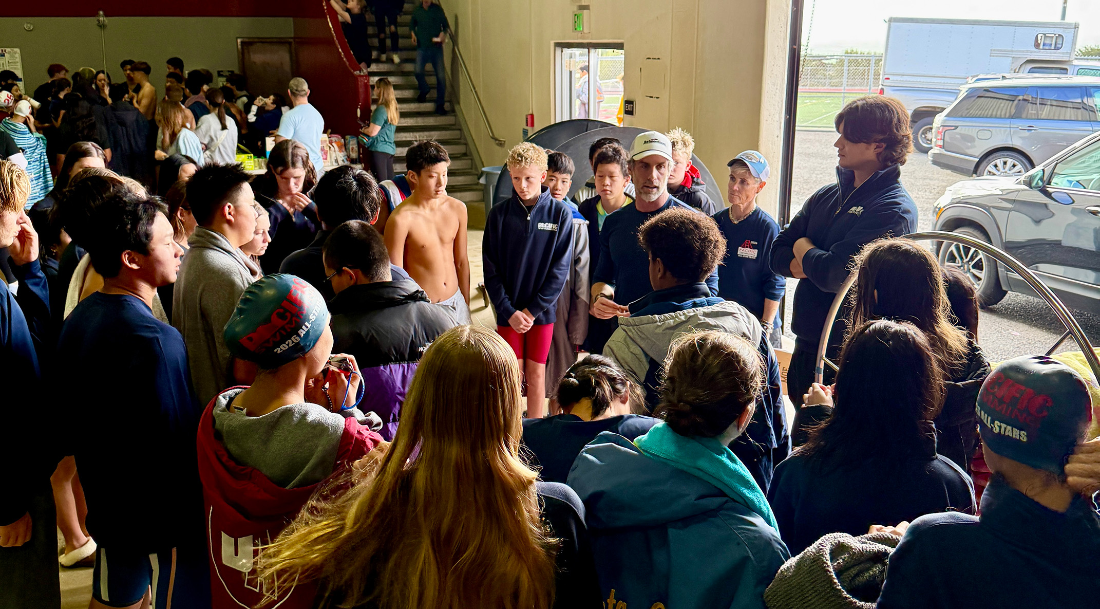 Chris Da Sie addressing Pacific Swimming All-Stars